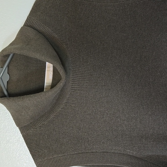 Michael Kors Olive Green Sweater Tank Size XL - Picture 3 of 6